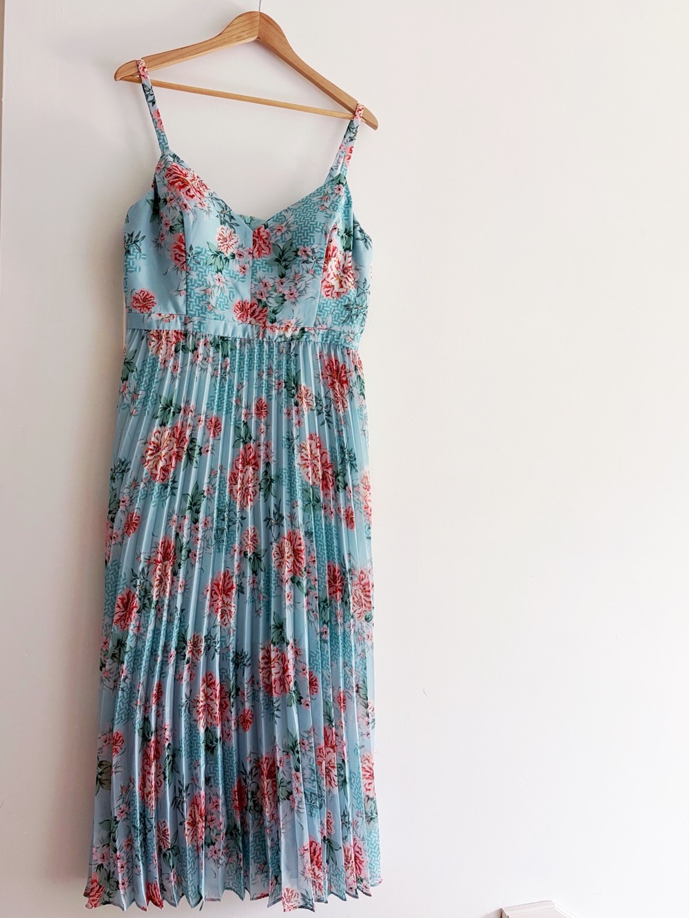 Guess Aqua Floral Pleated Maxi Dress with Peach Blooms